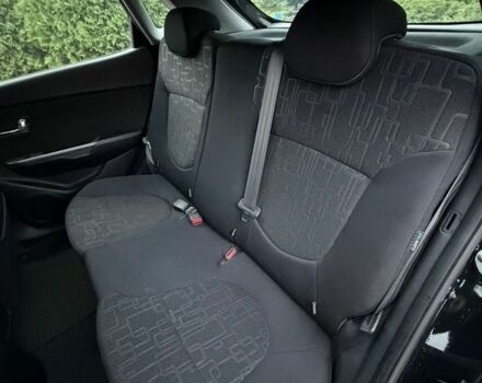 Черный Киа Рио, объемом двигателя 1.6 л и пробегом 94 тыс. км за 7300 $, фото 24 на Automoto.ua