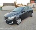 Чорний Кіа Ріо, об'ємом двигуна 1.4 л та пробігом 42 тис. км за 8200 $, фото 3 на Automoto.ua