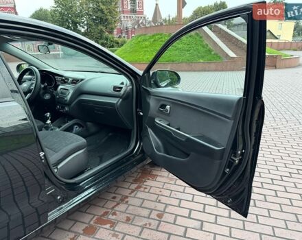 Черный Киа Рио, объемом двигателя 1.6 л и пробегом 94 тыс. км за 7300 $, фото 20 на Automoto.ua