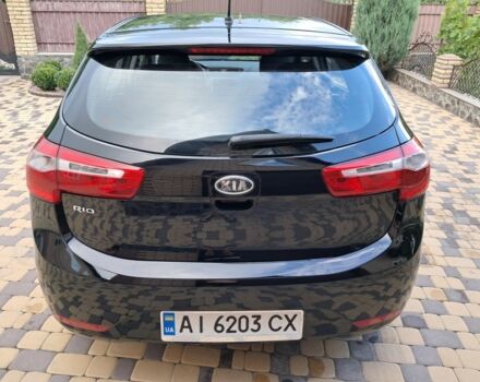 Черный Киа Рио, объемом двигателя 1 л и пробегом 172 тыс. км за 5516 $, фото 5 на Automoto.ua