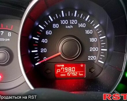 Чорний Кіа Ріо, об'ємом двигуна 1.6 л та пробігом 16000 тис. км за 7800 $, фото 8 на Automoto.ua