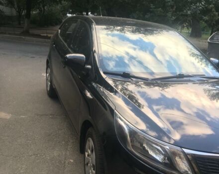 Чорний Кіа Ріо, об'ємом двигуна 1.6 л та пробігом 50 тис. км за 10200 $, фото 3 на Automoto.ua