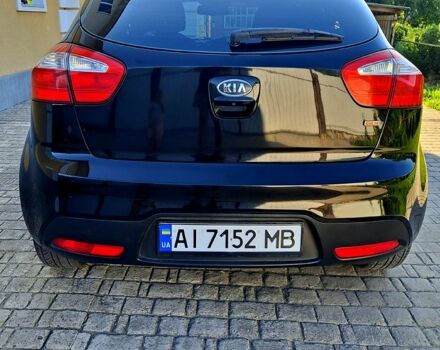 Чорний Кіа Ріо, об'ємом двигуна 1.6 л та пробігом 144 тис. км за 7300 $, фото 3 на Automoto.ua