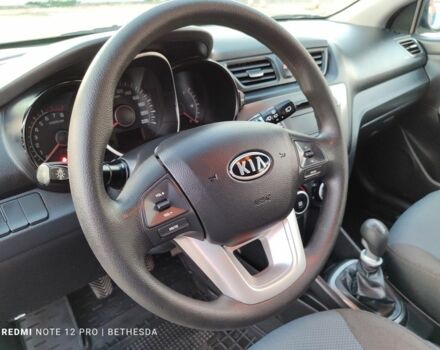 Черный Киа Рио, объемом двигателя 1.4 л и пробегом 41 тыс. км за 8200 $, фото 15 на Automoto.ua