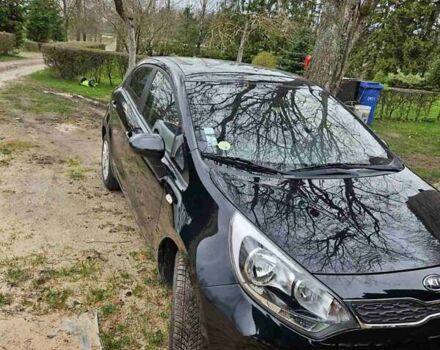 Чорний Кіа Ріо, об'ємом двигуна 1.1 л та пробігом 143 тис. км за 6830 $, фото 2 на Automoto.ua