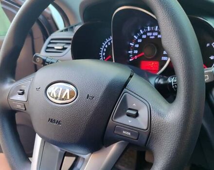 Черный Киа Рио, объемом двигателя 1.4 л и пробегом 42 тыс. км за 8200 $, фото 32 на Automoto.ua