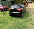Черный Киа Рио, объемом двигателя 1.4 л и пробегом 160 тыс. км за 5000 $, фото 2 на Automoto.ua