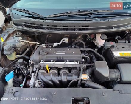 Чорний Кіа Ріо, об'ємом двигуна 1.4 л та пробігом 42 тис. км за 8200 $, фото 35 на Automoto.ua