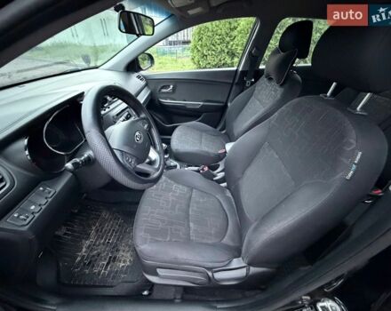 Черный Киа Рио, объемом двигателя 1.6 л и пробегом 94 тыс. км за 7300 $, фото 10 на Automoto.ua