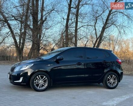 Черный Киа Рио, объемом двигателя 1.6 л и пробегом 155 тыс. км за 7300 $, фото 2 на Automoto.ua