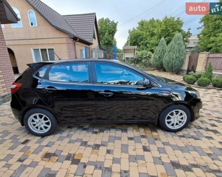 Черный Киа Рио, объемом двигателя 1.4 л и пробегом 172 тыс. км за 5700 $, фото 3 на Automoto.ua