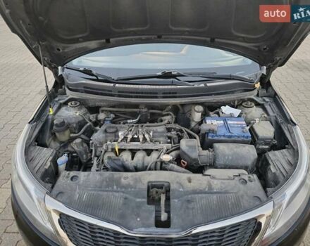 Черный Киа Рио, объемом двигателя 1.59 л и пробегом 137 тыс. км за 7750 $, фото 8 на Automoto.ua