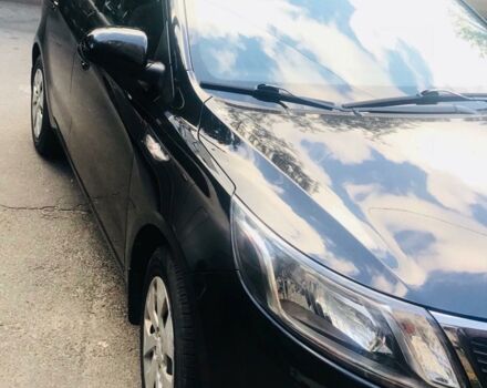 Чорний Кіа Ріо, об'ємом двигуна 1.6 л та пробігом 50 тис. км за 10200 $, фото 4 на Automoto.ua