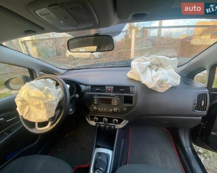 Черный Киа Рио, объемом двигателя 1.12 л и пробегом 177 тыс. км за 1700 $, фото 8 на Automoto.ua