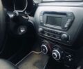 Чорний Кіа Ріо, об'ємом двигуна 1.6 л та пробігом 50 тис. км за 10200 $, фото 6 на Automoto.ua