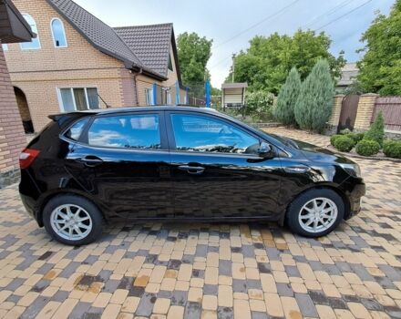 Черный Киа Рио, объемом двигателя 1 л и пробегом 172 тыс. км за 5516 $, фото 7 на Automoto.ua