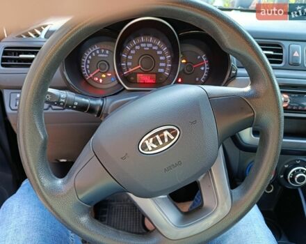 Черный Киа Рио, объемом двигателя 1.4 л и пробегом 53 тыс. км за 8400 $, фото 9 на Automoto.ua