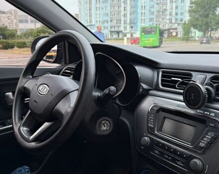 Черный Киа Рио, объемом двигателя 1.59 л и пробегом 127 тыс. км за 7600 $, фото 4 на Automoto.ua
