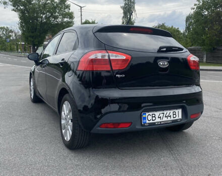 Чорний Кіа Ріо, об'ємом двигуна 1.2 л та пробігом 200 тис. км за 5700 $, фото 11 на Automoto.ua