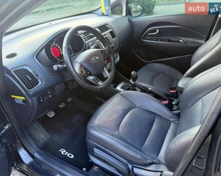 Чорний Кіа Ріо, об'ємом двигуна 1.59 л та пробігом 128 тис. км за 5500 $, фото 8 на Automoto.ua