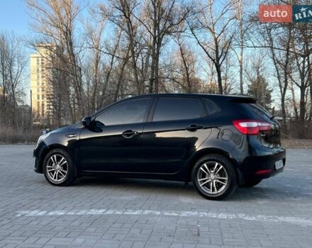 Черный Киа Рио, объемом двигателя 1.6 л и пробегом 155 тыс. км за 7300 $, фото 4 на Automoto.ua