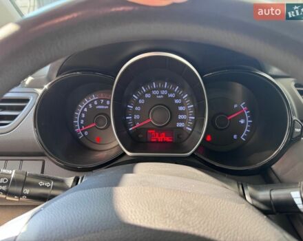 Чорний Кіа Ріо, об'ємом двигуна 1.4 л та пробігом 53 тис. км за 8501 $, фото 7 на Automoto.ua