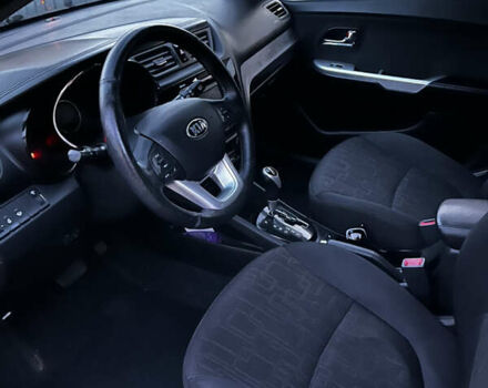 Черный Киа Рио, объемом двигателя 1.6 л и пробегом 162 тыс. км за 7000 $, фото 3 на Automoto.ua