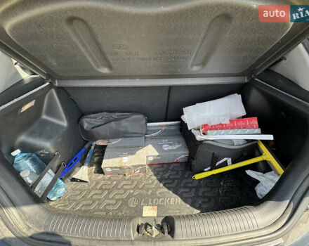 Черный Киа Рио, объемом двигателя 1.59 л и пробегом 59 тыс. км за 12000 $, фото 10 на Automoto.ua