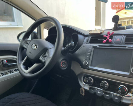 Черный Киа Рио, объемом двигателя 1.6 л и пробегом 280 тыс. км за 7700 $, фото 7 на Automoto.ua