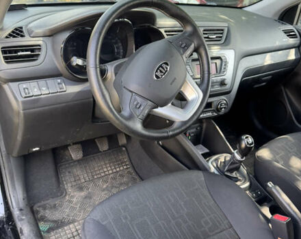 Черный Киа Рио, объемом двигателя 1.59 л и пробегом 59 тыс. км за 12000 $, фото 8 на Automoto.ua