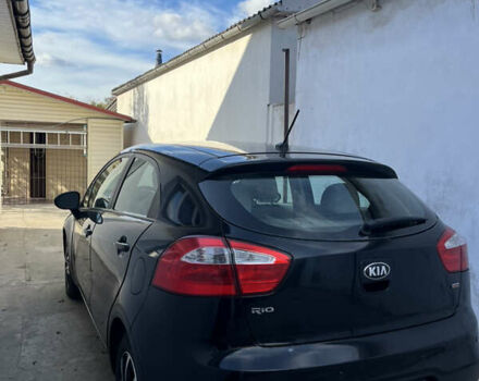 Черный Киа Рио, объемом двигателя 1.6 л и пробегом 280 тыс. км за 7700 $, фото 2 на Automoto.ua