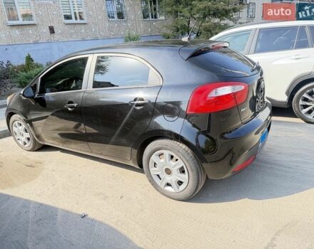 Черный Киа Рио, объемом двигателя 1.59 л и пробегом 133 тыс. км за 7200 $, фото 5 на Automoto.ua