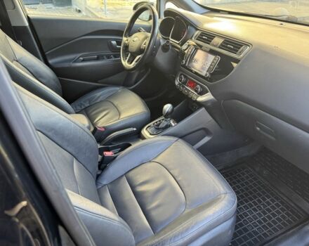 Черный Киа Рио, объемом двигателя 1.4 л и пробегом 159 тыс. км за 11200 $, фото 14 на Automoto.ua