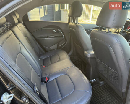 Черный Киа Рио, объемом двигателя 1.4 л и пробегом 159 тыс. км за 11500 $, фото 25 на Automoto.ua