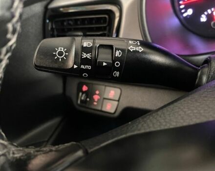 Чорний Кіа Ріо, об'ємом двигуна 1.4 л та пробігом 89 тис. км за 12700 $, фото 9 на Automoto.ua