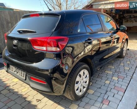 Черный Киа Рио, объемом двигателя 1.4 л и пробегом 89 тыс. км за 12700 $, фото 5 на Automoto.ua