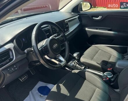 Черный Киа Рио, объемом двигателя 1.37 л и пробегом 71 тыс. км за 12900 $, фото 7 на Automoto.ua