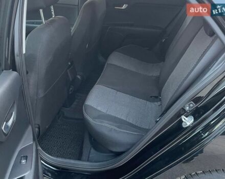 Чорний Кіа Ріо, об'ємом двигуна 1.4 л та пробігом 51 тис. км за 13000 $, фото 8 на Automoto.ua