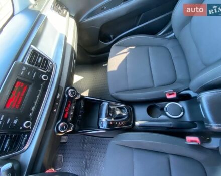 Чорний Кіа Ріо, об'ємом двигуна 1.4 л та пробігом 89 тис. км за 12700 $, фото 11 на Automoto.ua