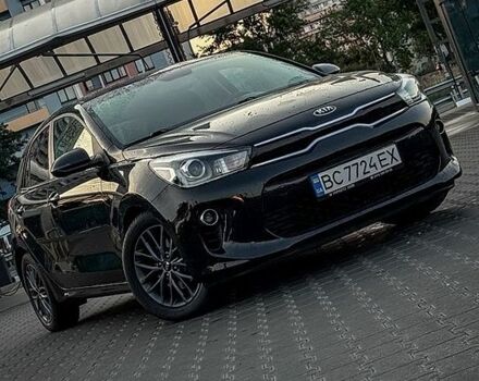 Чорний Кіа Ріо, об'ємом двигуна 1.37 л та пробігом 67 тис. км за 14750 $, фото 5 на Automoto.ua