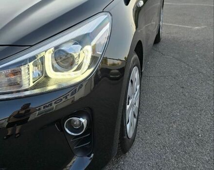 Чорний Кіа Ріо, об'ємом двигуна 1.4 л та пробігом 8 тис. км за 13999 $, фото 41 на Automoto.ua