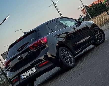 Чорний Кіа Ріо, об'ємом двигуна 1.37 л та пробігом 67 тис. км за 14750 $, фото 8 на Automoto.ua