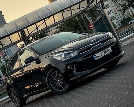 Чорний Кіа Ріо, об'ємом двигуна 1.37 л та пробігом 67 тис. км за 14750 $, фото 4 на Automoto.ua
