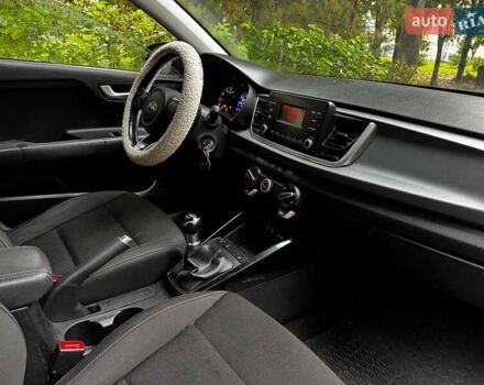 Черный Киа Рио, объемом двигателя 1.3 л и пробегом 99 тыс. км за 9820 $, фото 31 на Automoto.ua