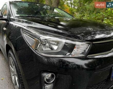 Черный Киа Рио, объемом двигателя 1.3 л и пробегом 99 тыс. км за 9820 $, фото 3 на Automoto.ua