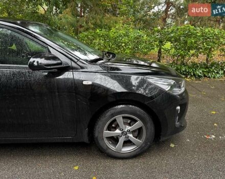 Черный Киа Рио, объемом двигателя 1.3 л и пробегом 99 тыс. км за 9820 $, фото 4 на Automoto.ua