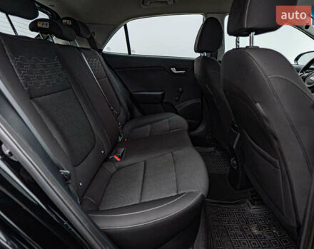 Чорний Кіа Ріо, об'ємом двигуна 1.2 л та пробігом 94 тис. км за 10904 $, фото 18 на Automoto.ua