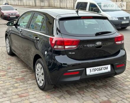 Черный Киа Рио, объемом двигателя 1.2 л и пробегом 79 тыс. км за 10100 $, фото 4 на Automoto.ua