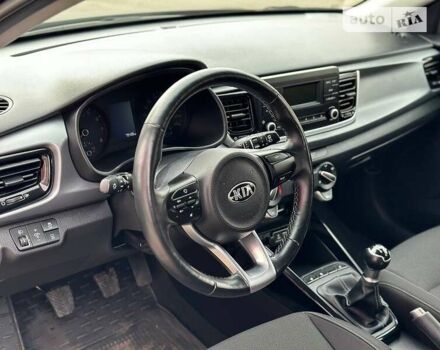 Черный Киа Рио, объемом двигателя 1.2 л и пробегом 79 тыс. км за 10100 $, фото 15 на Automoto.ua