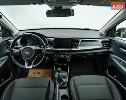 Чорний Кіа Ріо, об'ємом двигуна 1.2 л та пробігом 94 тис. км за 10904 $, фото 9 на Automoto.ua